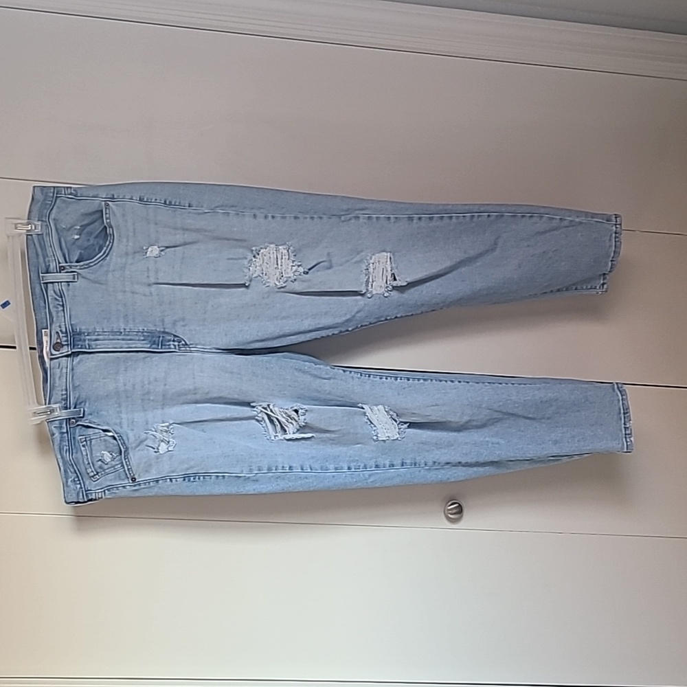 Plus size levi jeans